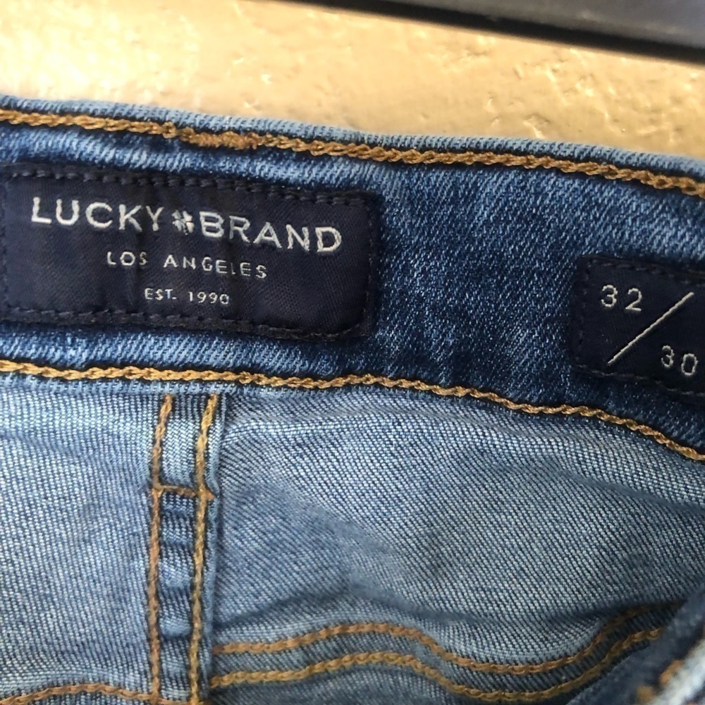 Lucky Brand 410 Straight Jeans Size 33/30 - Picture 3 of 4